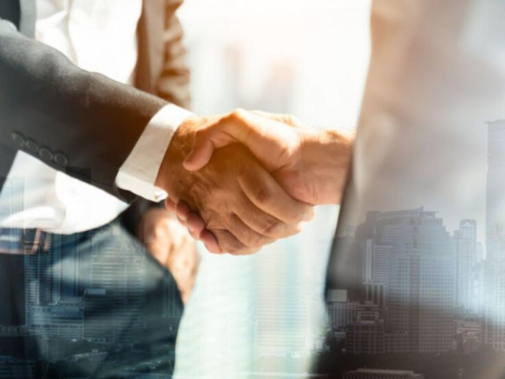  dun--bradstreet-to-go-private-in-77-billion-clearlake-dealstock-pops-on-buyout-news 