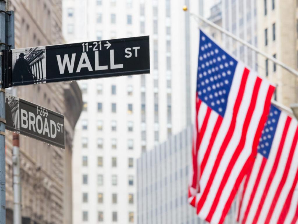  us-stocks-likely-to-open-mixed-expect-volatility-buckle-up-says-expert 