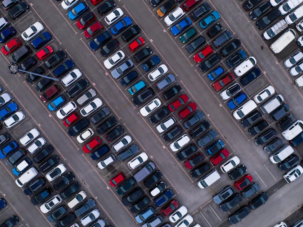  auto-etfs-tumble-after-trumps-25-import-tariff-move-on-vehicles-made-overseas 