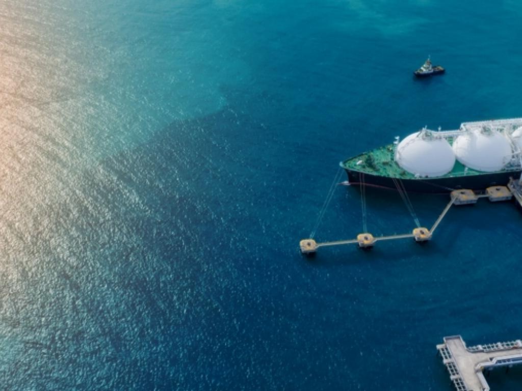  totalenergies-inks-20-year-lng-deal-with-nextdecade-awaits-key-investment-decision 