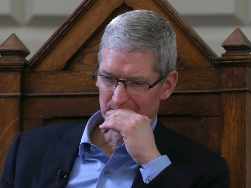 apples-tariff-dodging-production-shifts-and-eu-fines-this-week-in-appleverse 