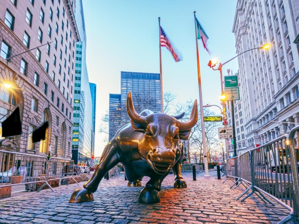  wall-street-poised-to-open-higher-after-sp-500s-4-day-run-sounds-like-powell-is-expecting-more-frequent-bouts-of-stagflation-cautions-expert-corrected 