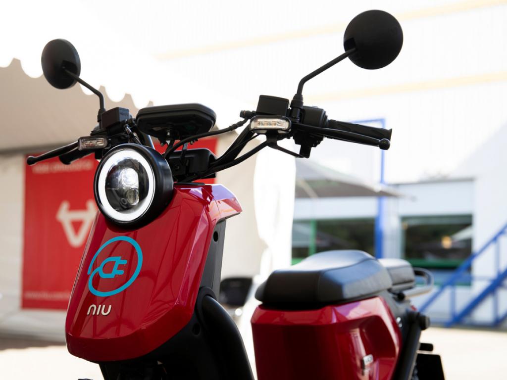  niu-clocks-57-e-scooter-sales-surge-but-tariffs-impact-margins 