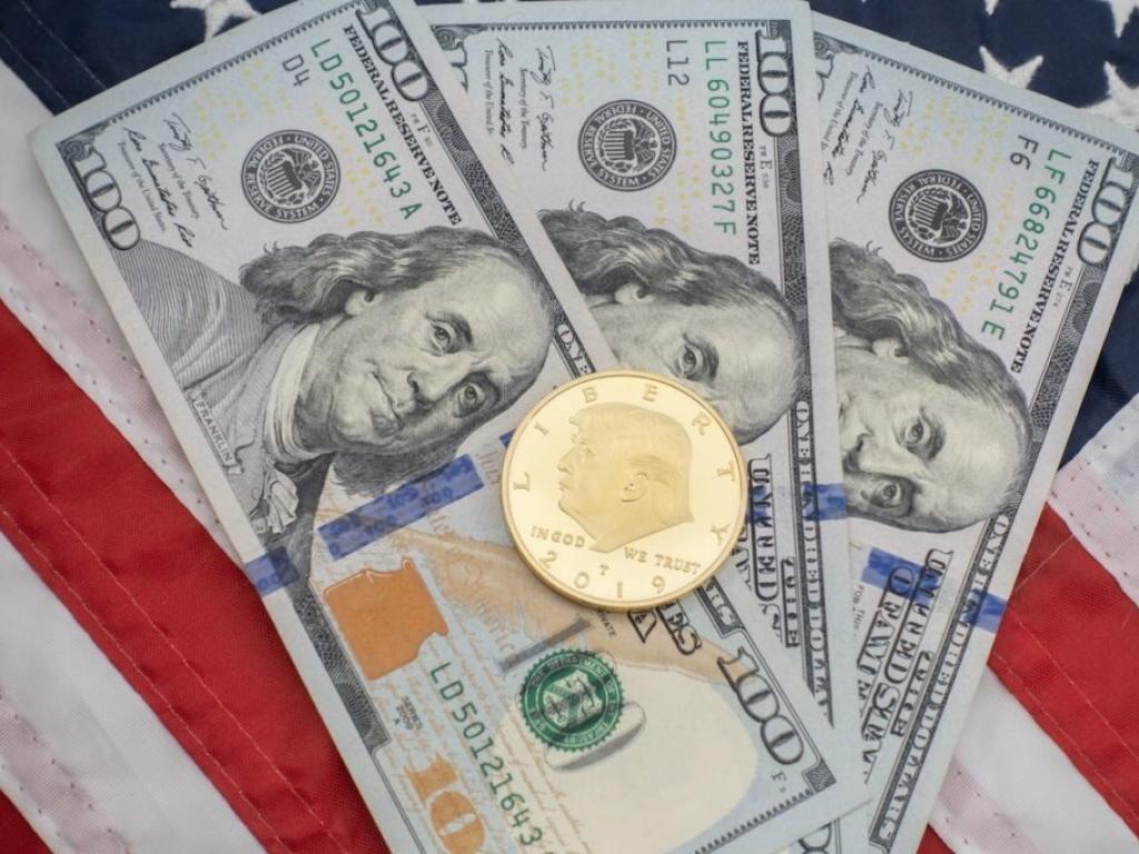  jamie-raskin-wants-trump-to-disclose-his-crypto-dinner-guest-list-says-foreigners-cant-donate-dollar-but-are-buying-access-to-president-through-memecoin 