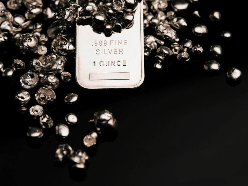  silvers-35-breakout-the-best-etfs-for-the-bullish-ride 