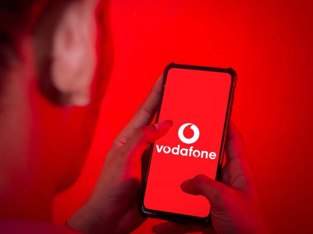  vodafone-ast-spacemobile-partner-to-bring-satellite-phone-service-to-remote-parts-of-india 