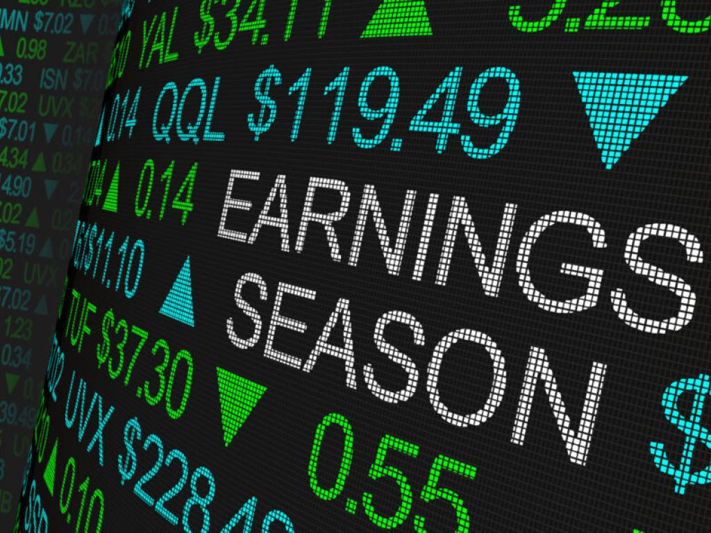  retail-investors-top-stocks-with-earnings-this-week-cisco-jd-nano-nuclear-and-more 