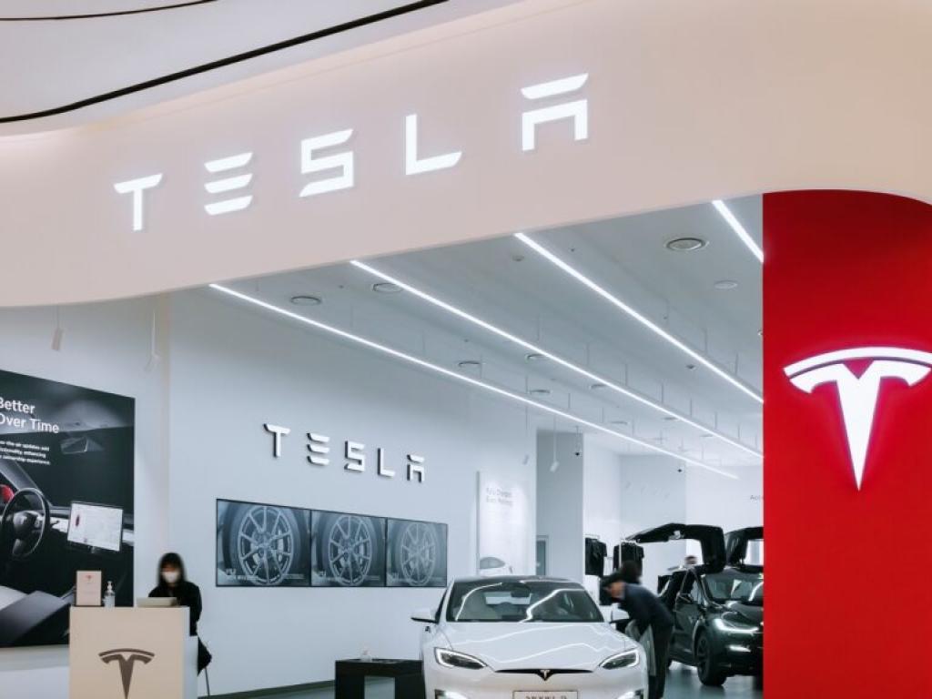  tesla-sales-surge-24-in-norway-defying-european-decline-elon-musks-dip-in-popularity 