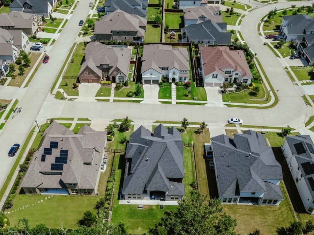  mortgage-rates-hit-lowest-since-last-october--homebuilder-stocks-breaking-out 