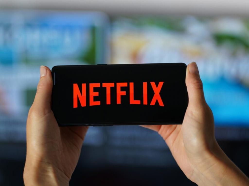  the-reverse-netflix-kpop-demon-hunters-so-popular-it-gets-theater-release-after-streaming 