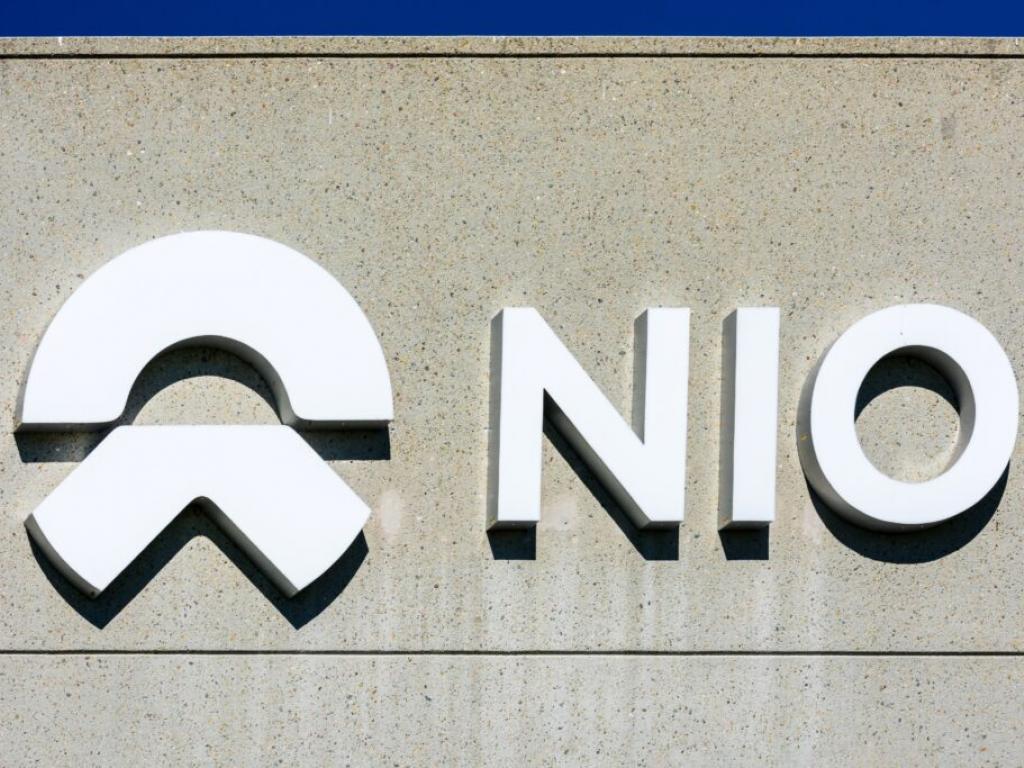  nio-signet-jewelers-and-3-stocks-to-watch-heading-into-tuesday 