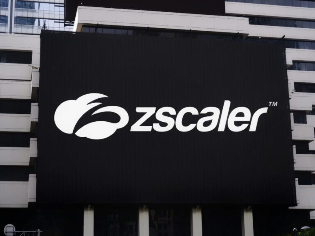  zscaler-beats-q4-estimates-analysts-mixed-on-price-targets-despite-growth 