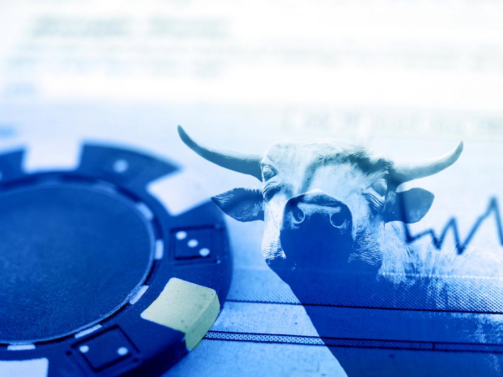  blue-chip-stocks-with-fat-dividends-smart-buy-or-value-trap 