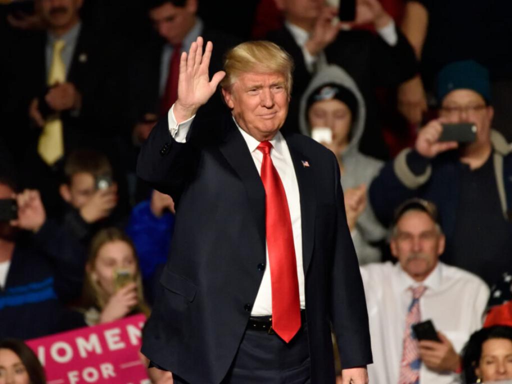  jimmy-kimmels-suspension-fallout-bill-ackmans-denial-trump-h-1b-visa-plan-and-more-this-week-in-politics 