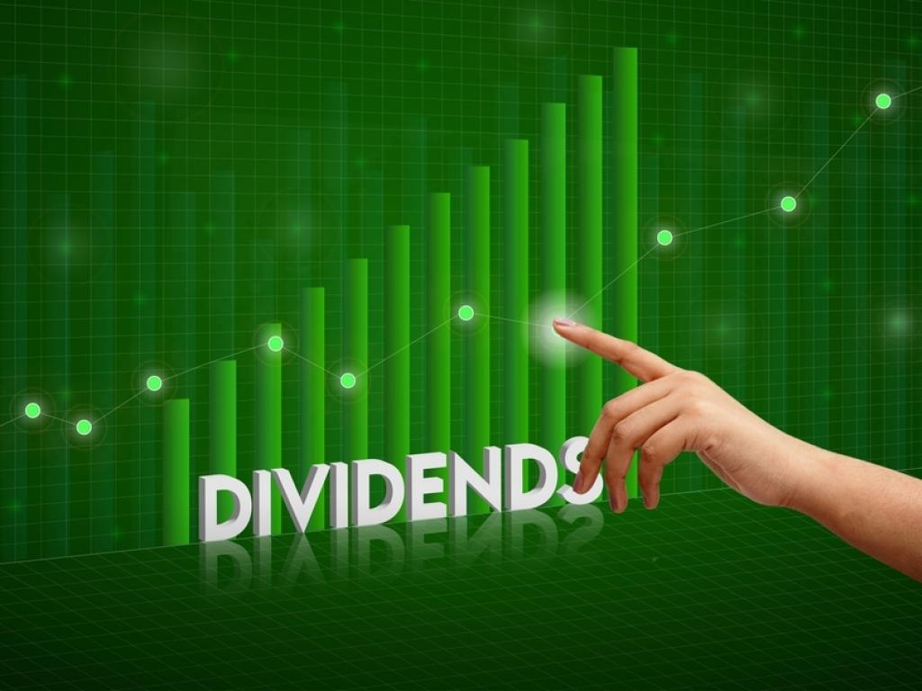  wall-streets-most-accurate-analysts-spotlight-on-3-materials-stocks-with-over-6-dividend-yields 