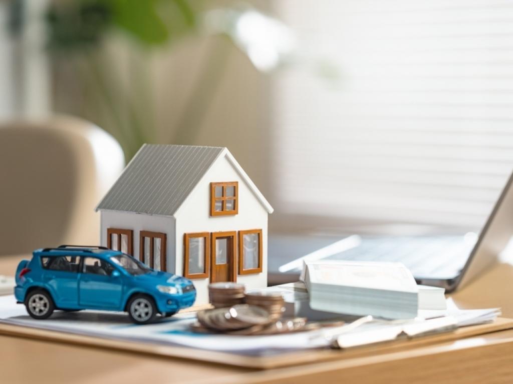  top-2-real-estate-stocks-that-may-plunge-this-month 