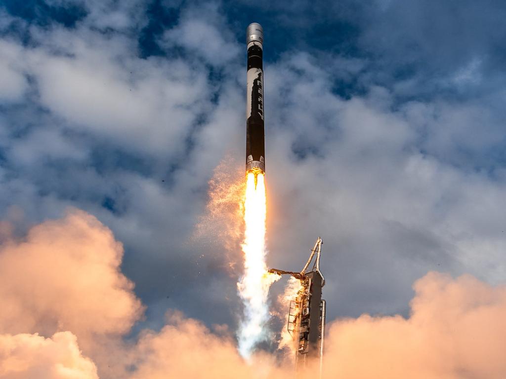  firefly-shares-are-trading-lower-tuesday-whats-going-on 
