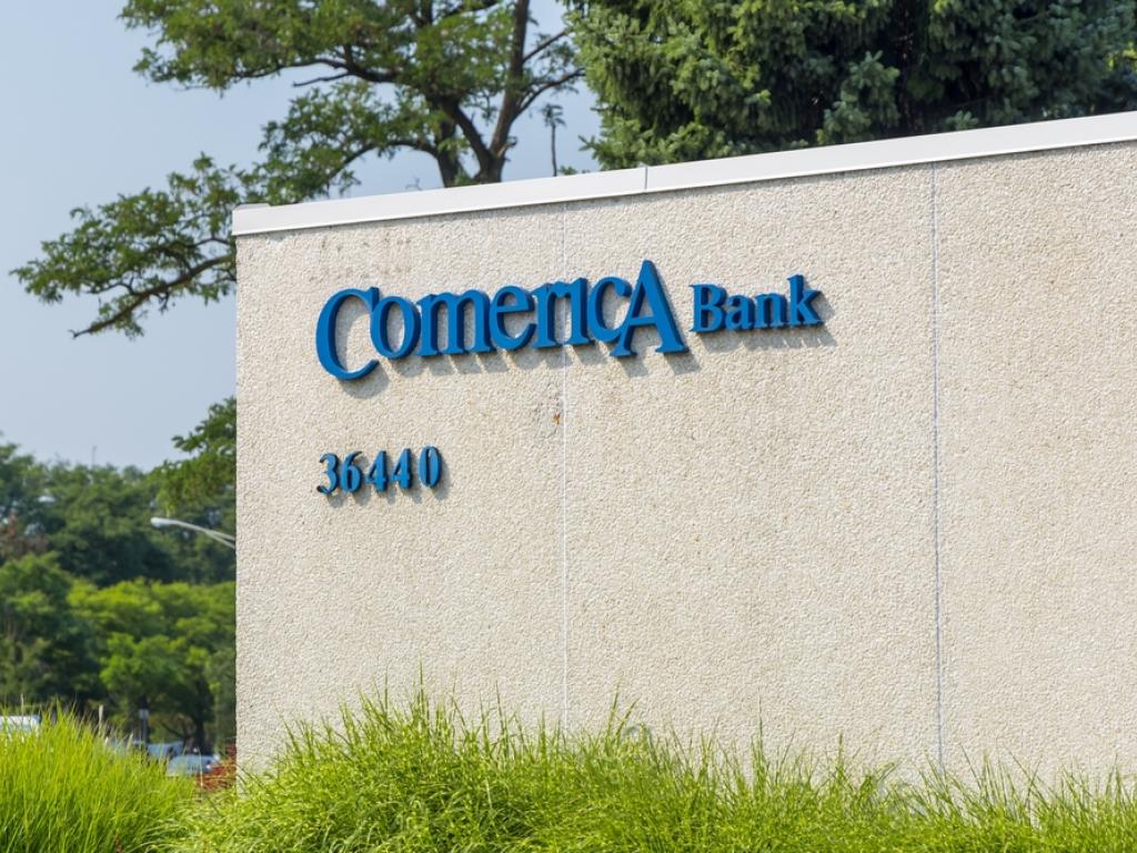  comerica-critical-metals-heidrick--struggles-international-and-other-big-stocks-moving-higher-on-monday 