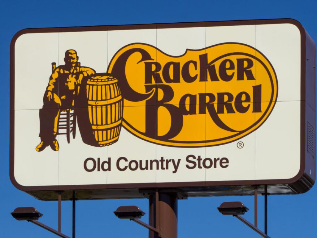  cracker-barrel-co-founder-blasts-ceo-for-700-million-rebranding-failure-and-knowing-very-little-about-brands-roots-taco-bell-is-not 