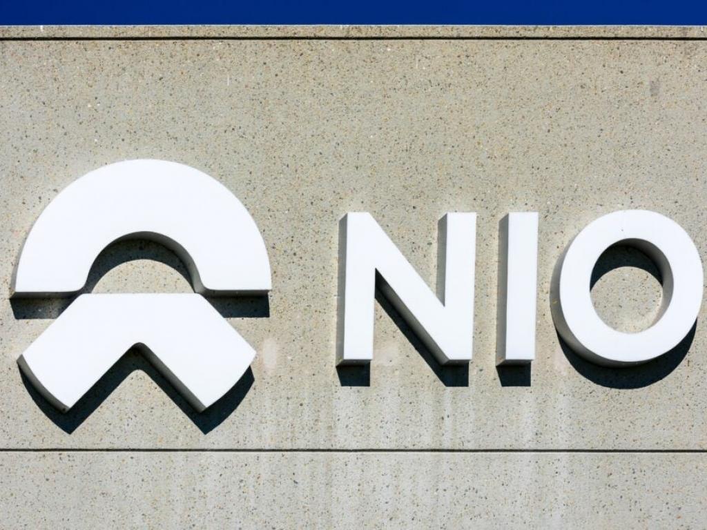  nio-stock-is-falling-thursday-whats-going-on 