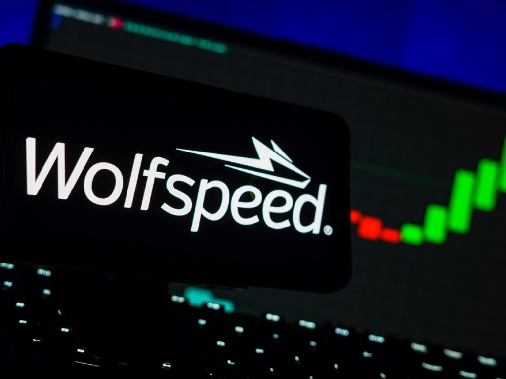  wolfspeeds-golden-cross-ignites--turning-israel-englanders-2-shares-into-1299-moonshot 