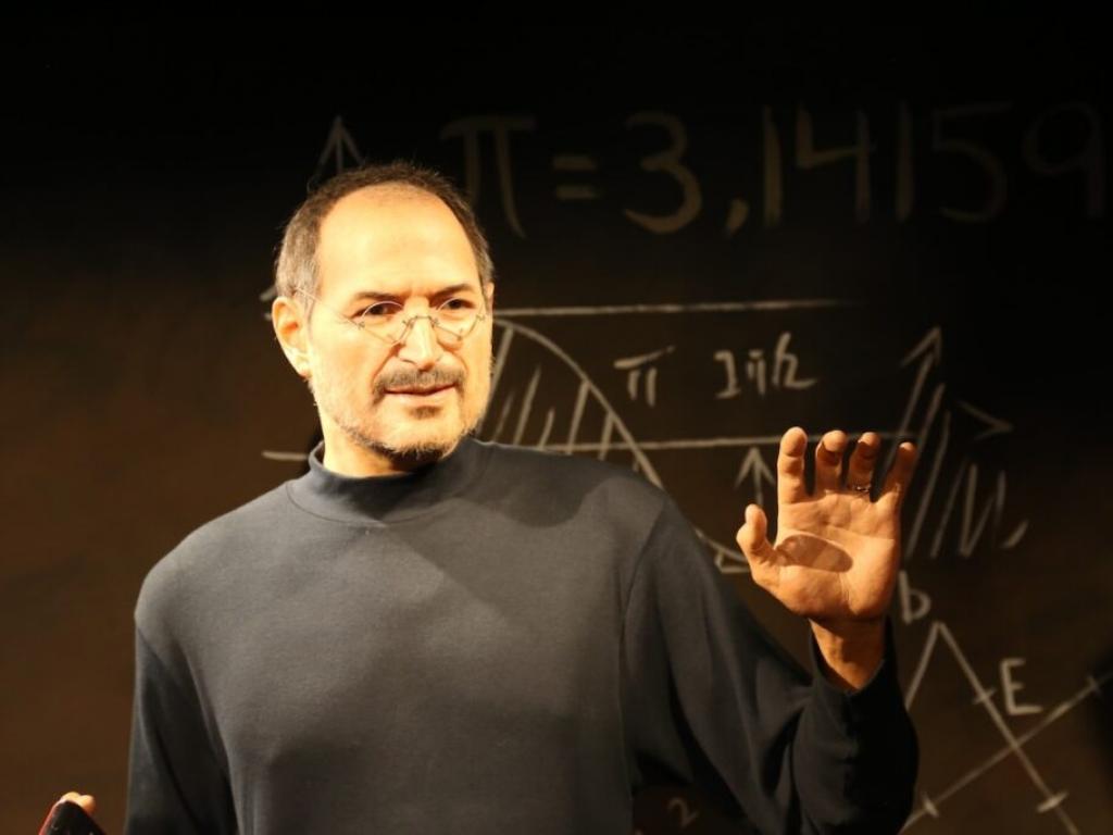  steve-jobs-taught-guy-kawasaki-dont-make-things-slightly-better--here-is-what-the-apple-co-founder-thought-about-big-changes-and-big-money 