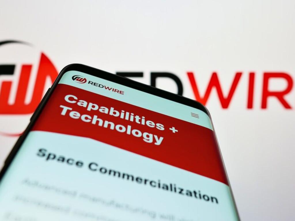  redwire-red-cat-join-forces-to-boost-us-army-drone-power 