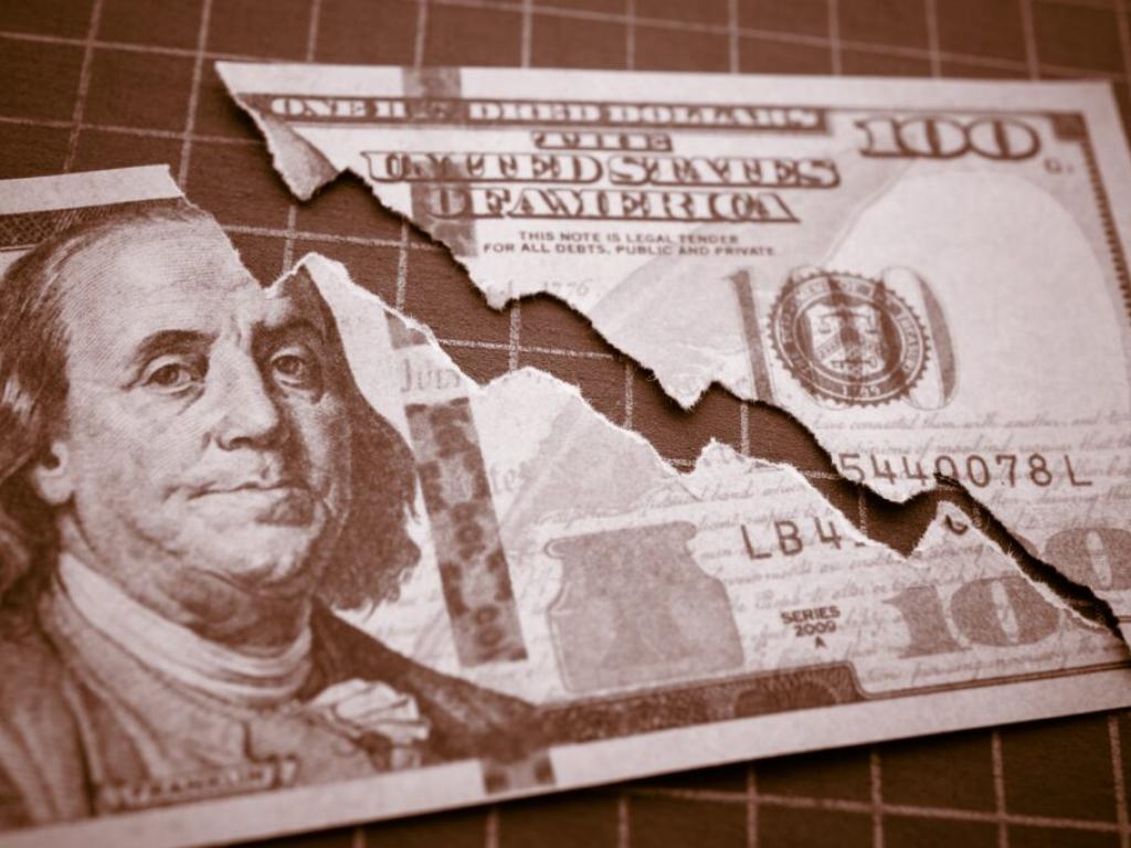  going-broke-slowly-top-strategist-sounds-alarm-on-mounting-us-debt-fueled-by-political-decisions 