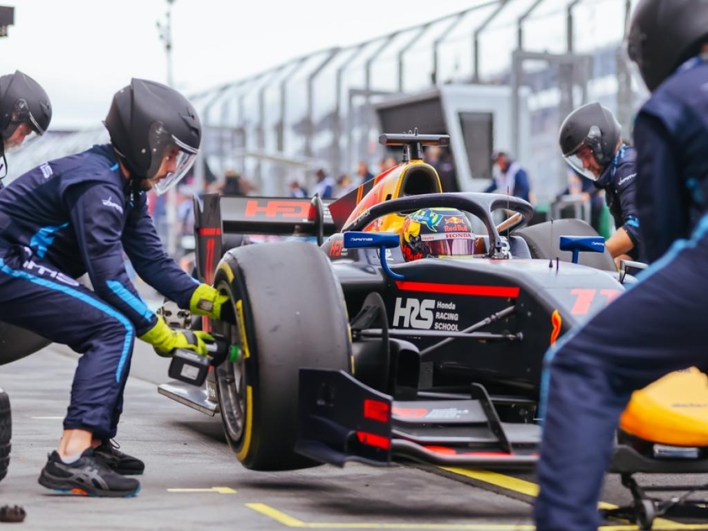  apple-grabs-exclusive-us-f1-rights-starting-in-2026 