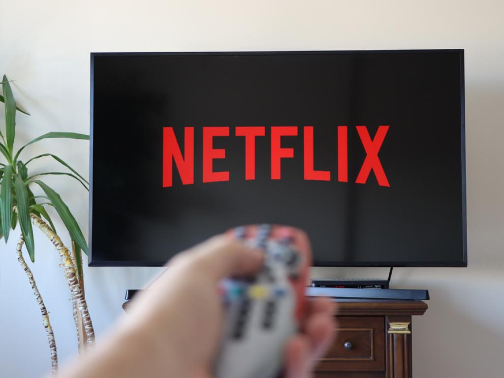  pentagon-elon-musk-vs-netflix-could-battle-against-woke-garbage-hurt-streaming-giants-stock 