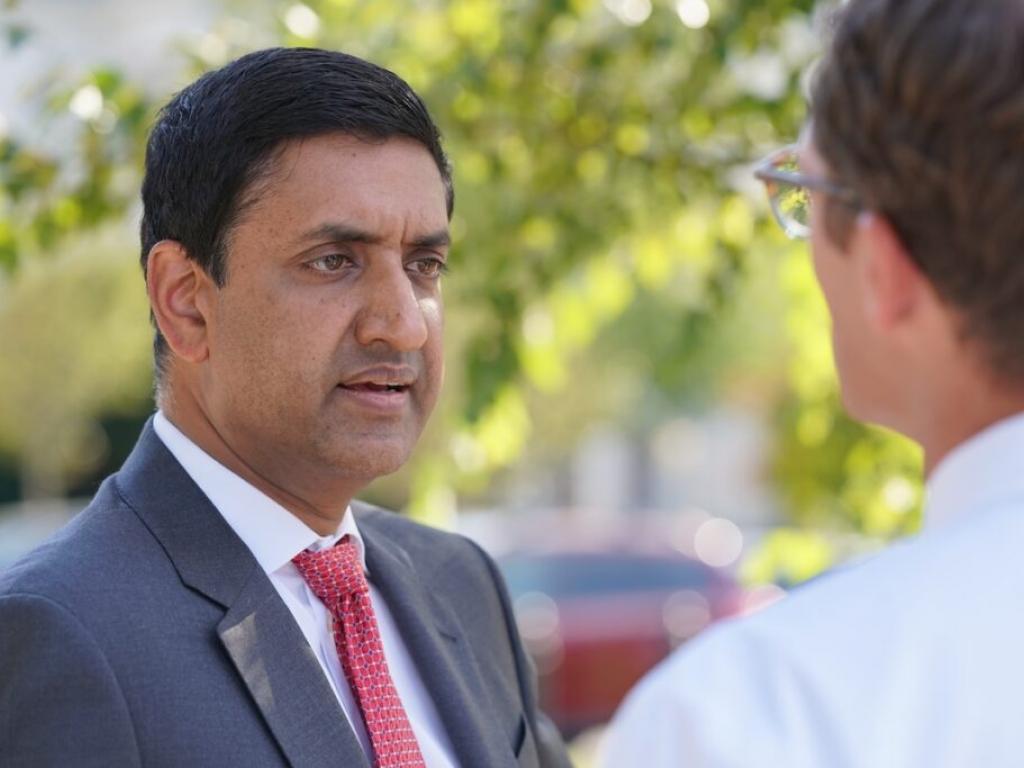  ro-khanna-alleges-trump-enriching-himself-through-unprecedented-corruption-to-propose-crypto-trading-ban-on-president-first-family 