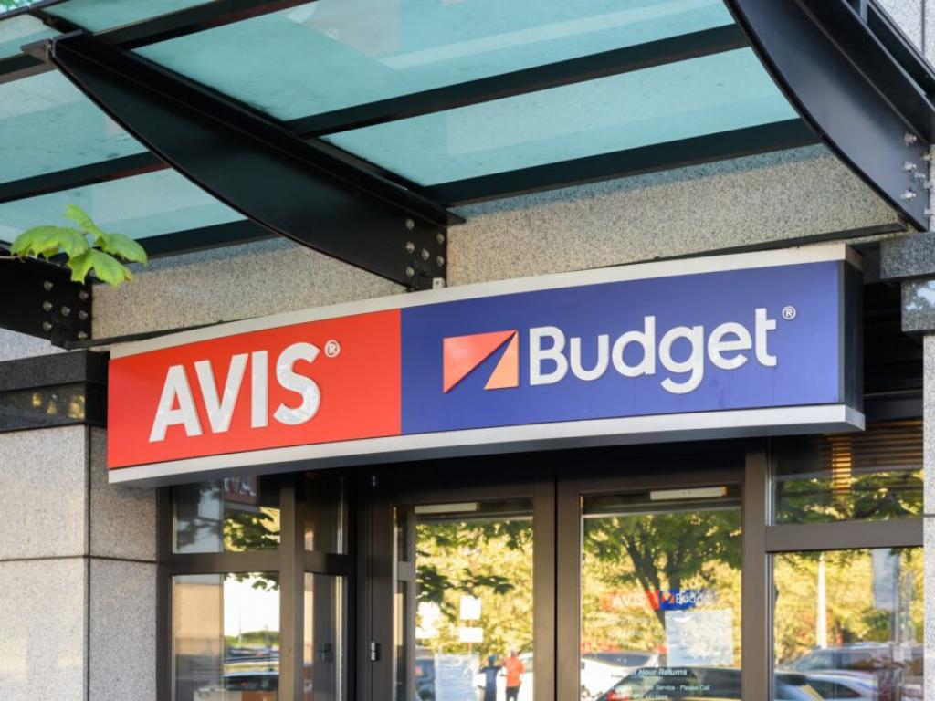  avis-budget-stock-drives-higher-on-q3-earnings-report 