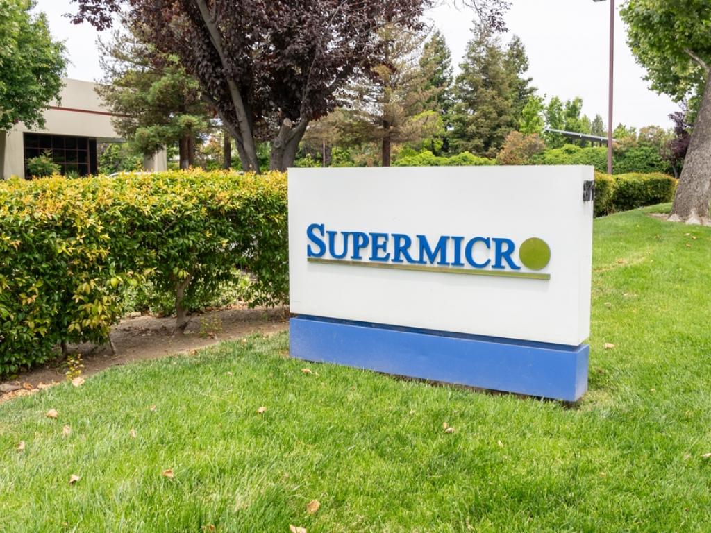 supermicro-smashes-ai-trading-records-with-intel-and-micron--whats-powering-the-surge