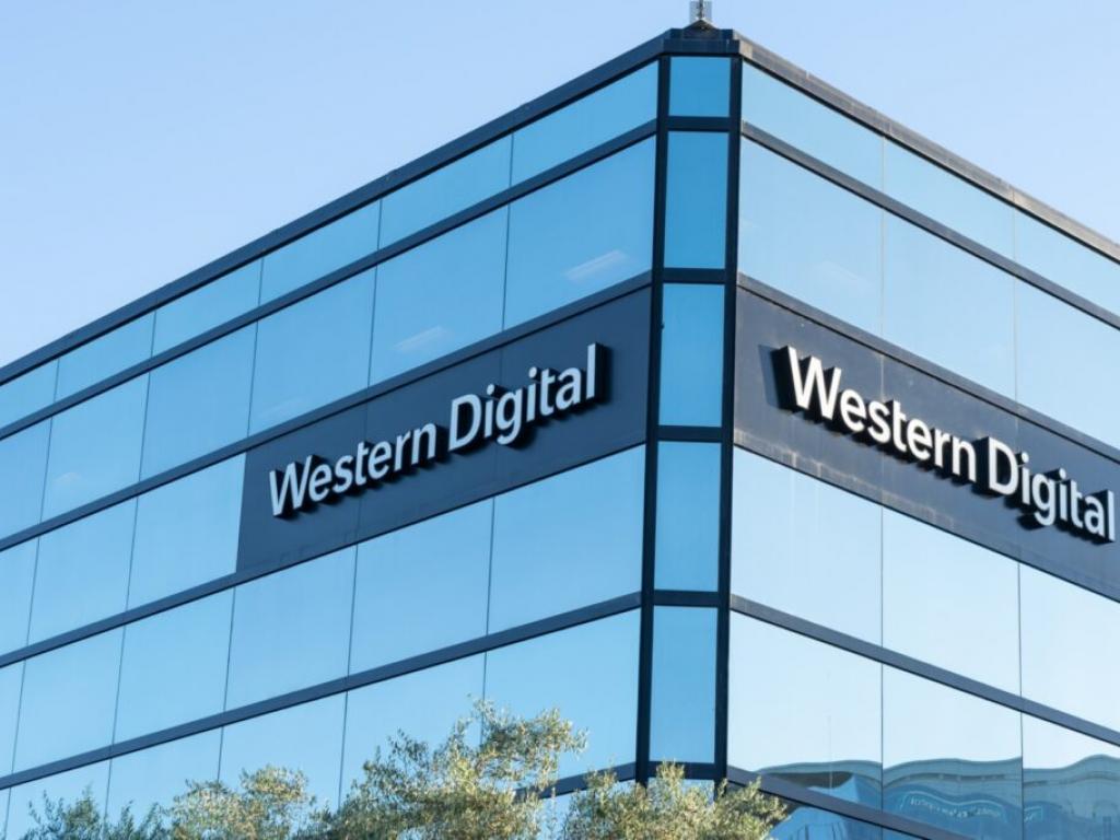  western-digital-stock-is-surging-wednesday-whats-going-on 
