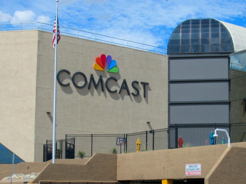 comcast-beats-q3-estimates-as-theme-parks-shine-broadband-losses-mount