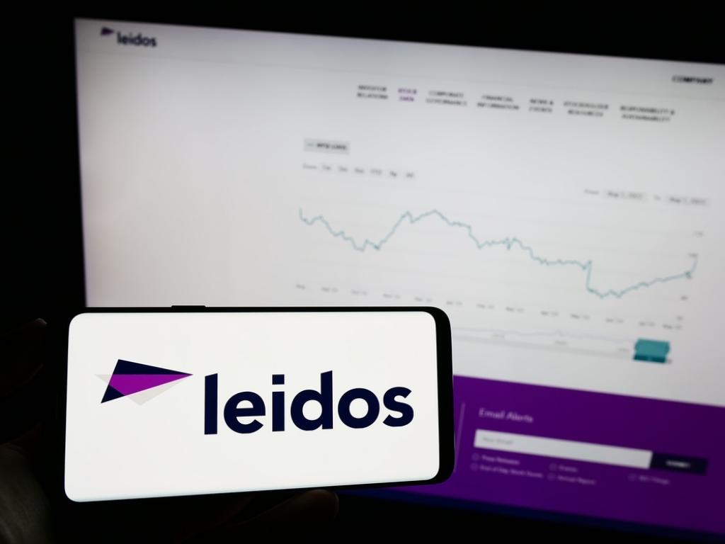  leidos-tops-q3-estimates-raises-2025-eps-guidance 