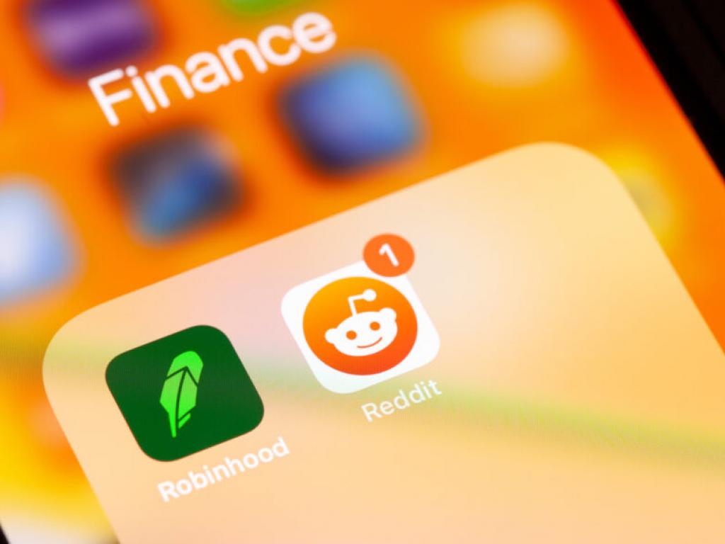  opendoor-brings-earnings-and-chill-to-robinhood-a-livestream-for-retail-investors 