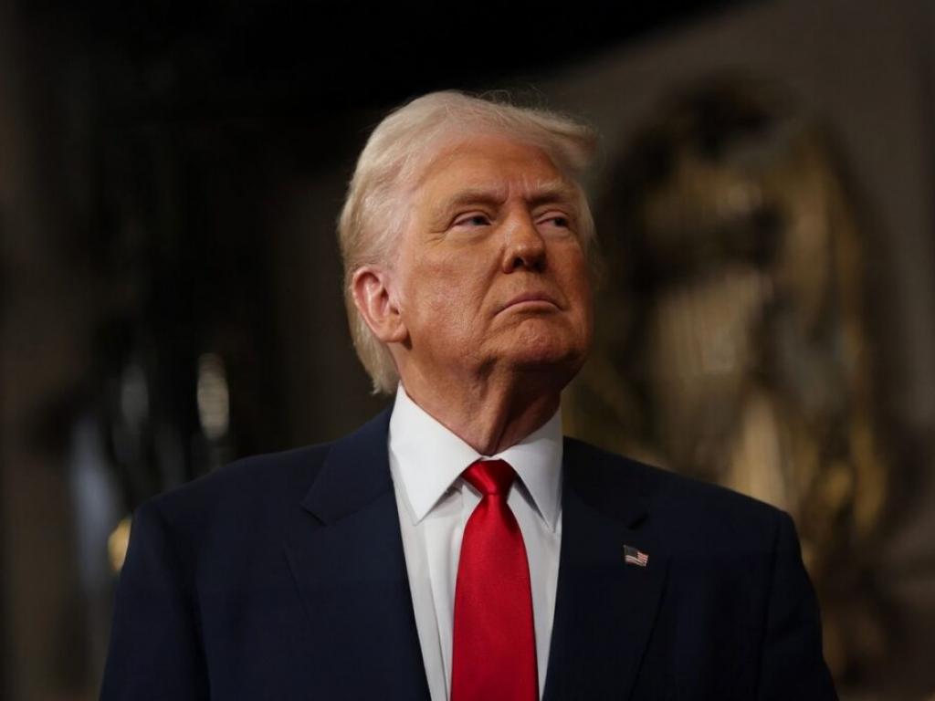  trump-threatens-air-traffic-controllers-amid-shutdown-chaos-pete-buttigieg-says-he-wouldnt-last-five-minutes-in-their-job 