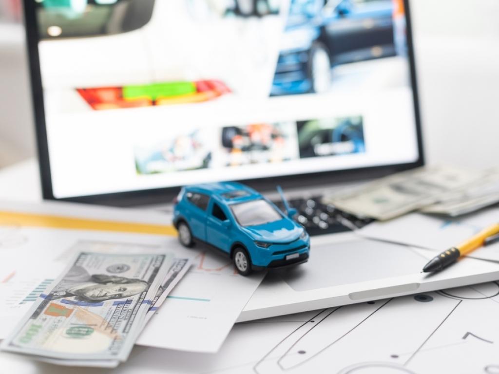  ford-brings-add-to-cart-used-car-buying-to-amazons-website 