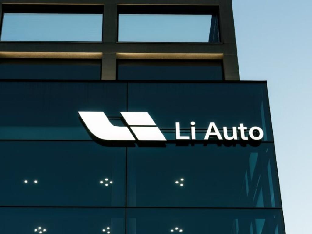  tesla-chinese-rival-lays-off-dozens-of-employees-following-mega-mpv-recall-days-ahead-of-q3-earnings-call-report 