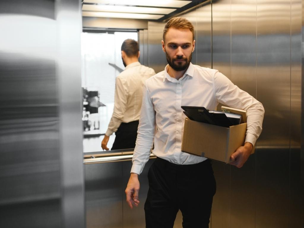  top-economist-warns-white-collar-workers-are-facing-their-detroit-auto-worker-moment-as-ai-begins-replacing-cognitive-jobs 