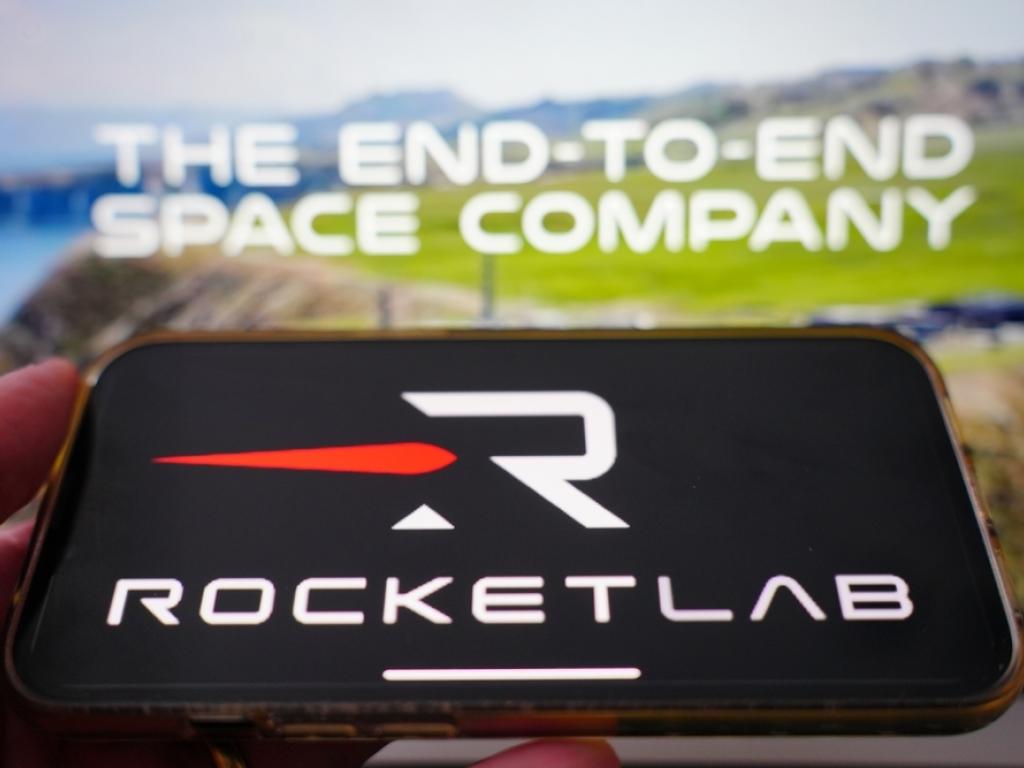  why-is-rocket-lab-stock-surging-thursday 