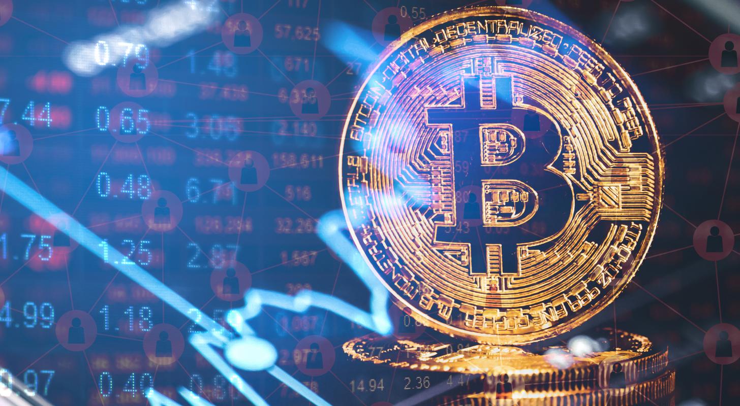 Bitcoin, Ethereum, Dogecoin Move Higher: Why This Analyst Thinks Cryptos Could ‘Rally Hard’ In Week Ahead