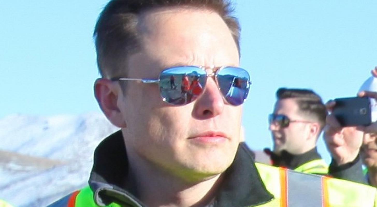 Elon Musk Calls Dogecoin Co-Creator A ‘Tool’