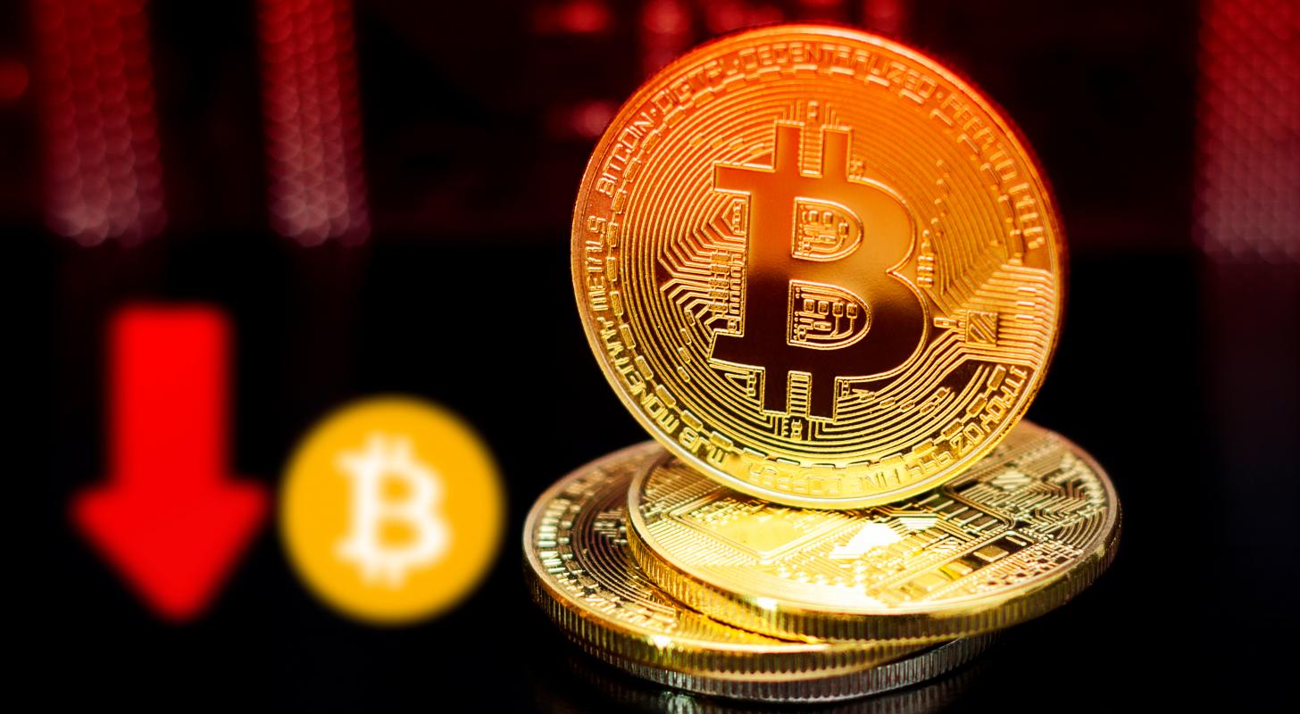 Weekend Rally From Bitcoin, Dogecoin, Ethereum Sparks Summer Turnaround Hopes: Analyst Says Keep An Eye On This Stock Index