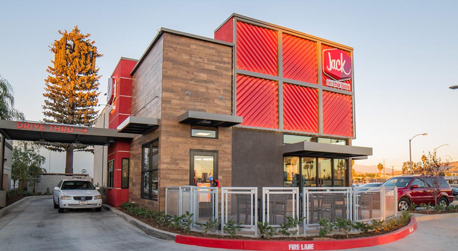 Jack In The Box Plunges After Gloomy Outlook, Q4 Bottom-Line Miss