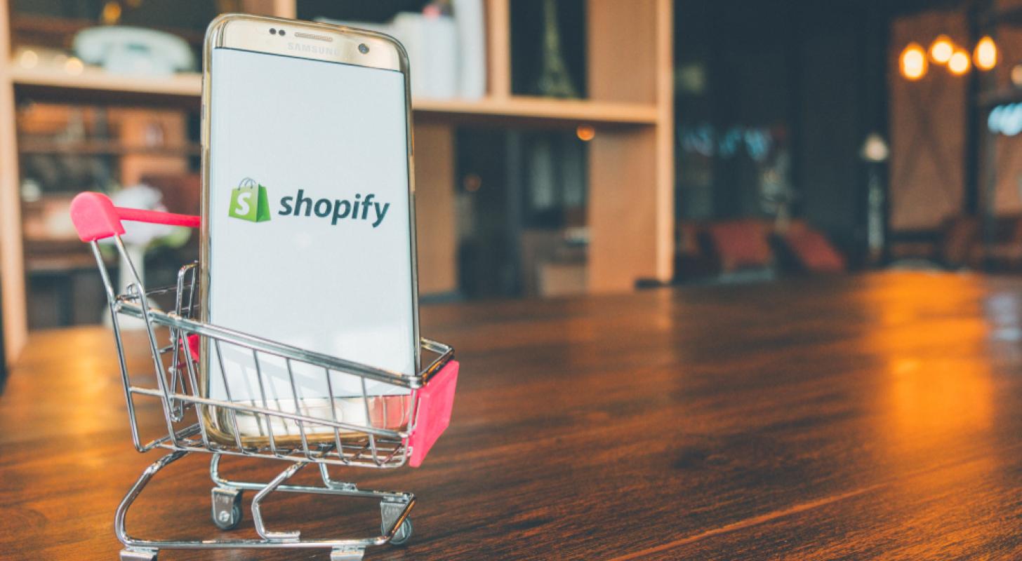 Why This Shopify Analyst Says It’s Time To Sell The E-Commerce Stock