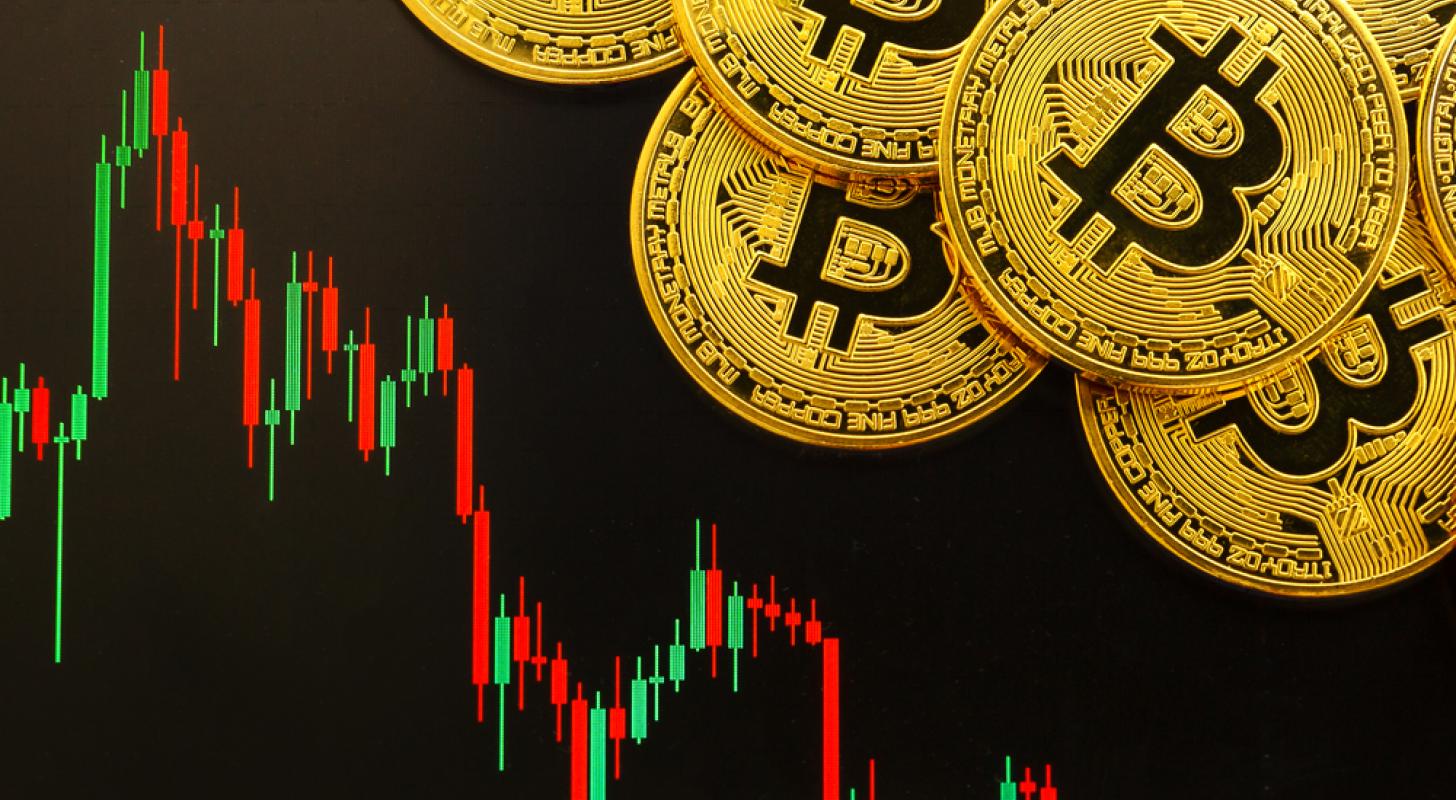 Bitcoin Heartbreak On Valentine’s Day? Analyst Points To First ‘Death Cross’ In Apex Crypto’s History