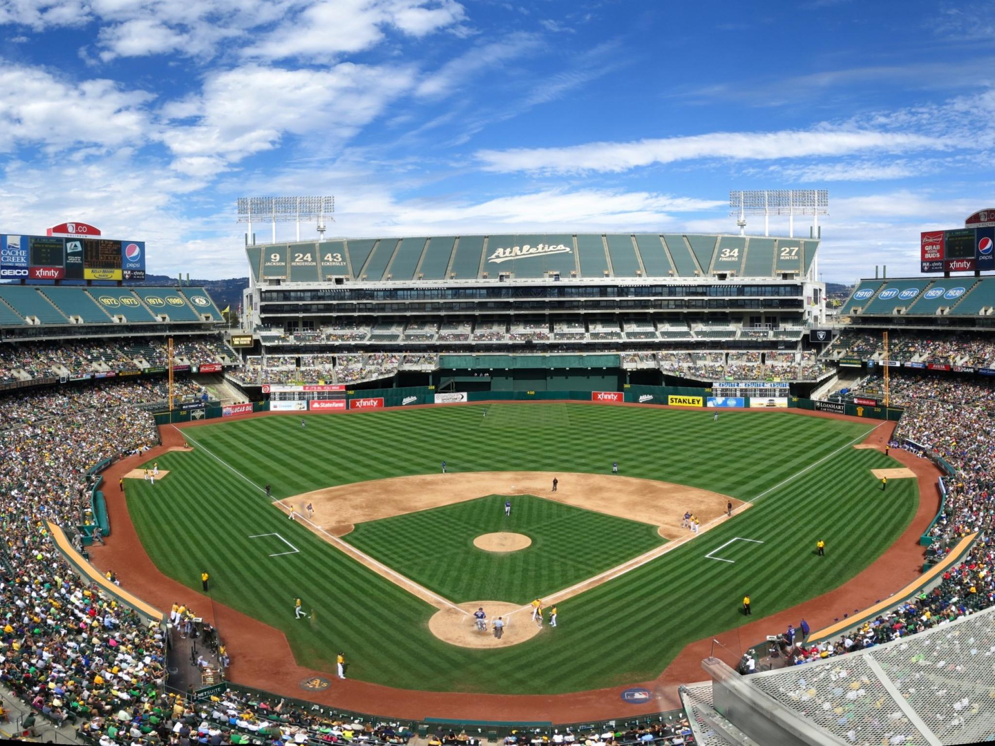  oakland-as-first-mlb-team-to-sell-tickets-for-bitcoin 