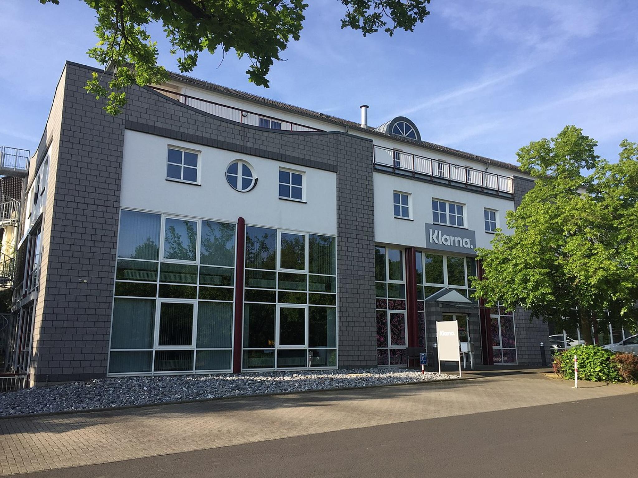  swedish-bank-klarna-might-go-public-by-direct-listing-like-spotify-reuters 